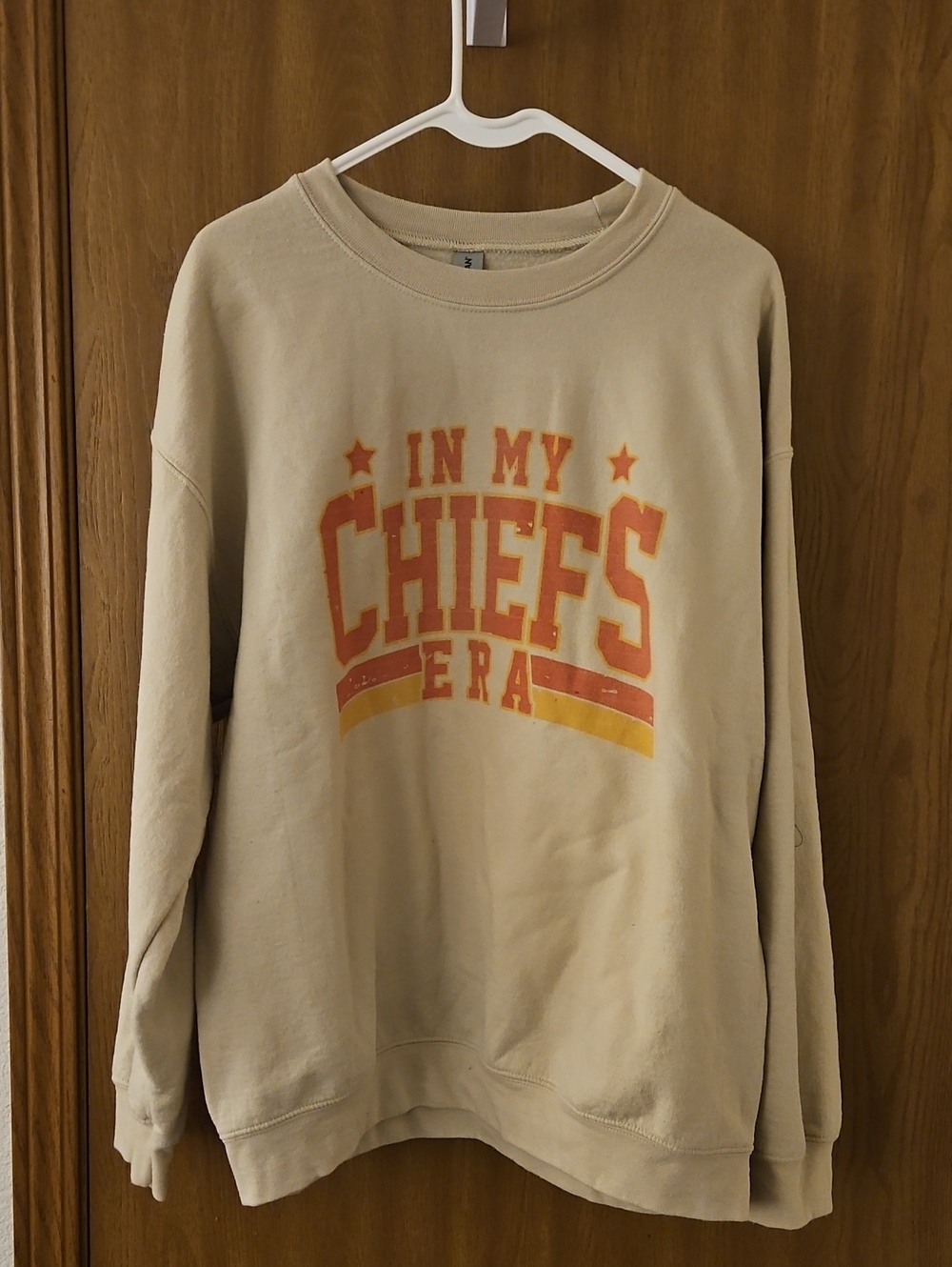 In My Chiefs Era, 'CHIEFS' Graphic, Travis Kelce On Back